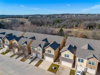 Photo #2: 21162961 Listing