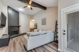 Photo #4: 21163457 Listing 