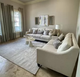 Photo #2: 21165558 Listing