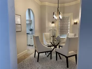 Photo #3: 21165558 Listing