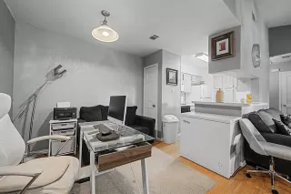 Photo #4: 21167873 Listing 