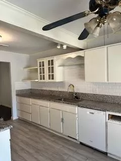 Photo #4: 21169156 Listing 