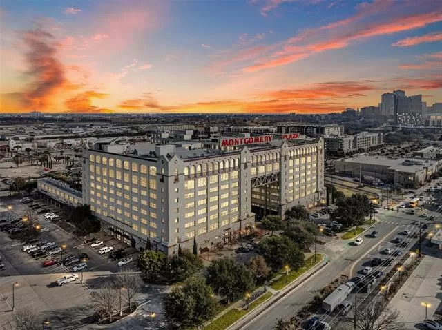 MLS: 21171026 Condo For Sale