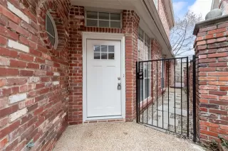 Photo #4: 21171543 Listing 