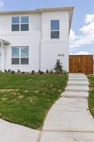 Photo #2: 21172513 Listing 