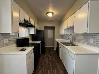 Photo #6: 21173600 Listing 