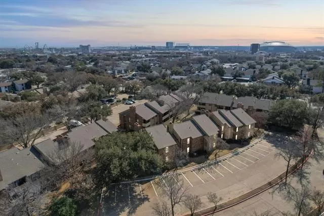 MLS: 21173753 Condo For Sale