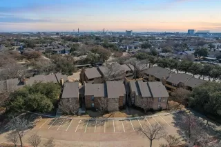 Photo #3: 21173753 Listing 