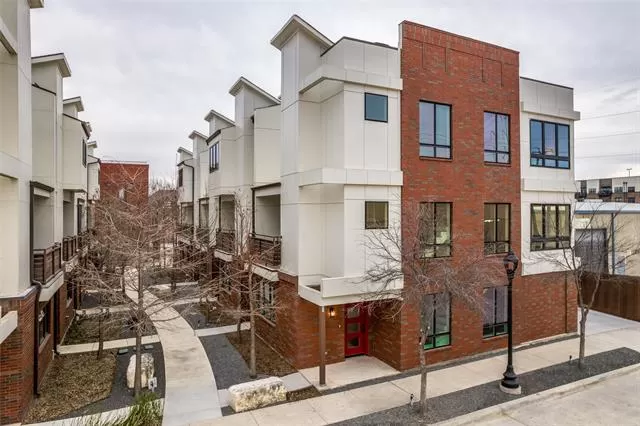 MLS: 21175004 Condo For Sale