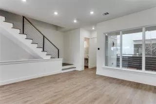 Photo #2: 21175060 Listing 