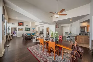 Photo #4: 21176229 Listing 