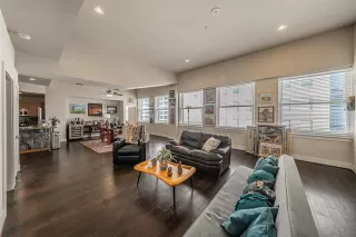 Photo #6: 21176229 Listing 