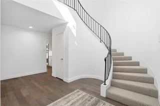 Photo #4: 21176911 Listing 