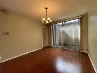 Photo #6: 21178787 Listing 