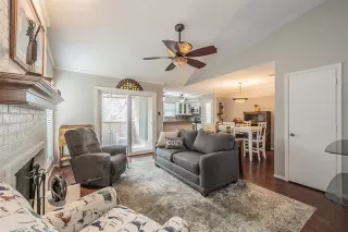 Photo #3: 21179368 Listing