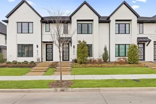 Photo #2: 21179688 Listing