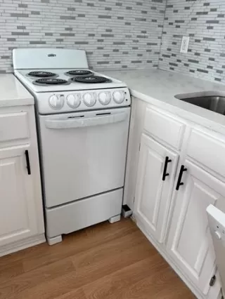 Photo #3: 21180538 Listing