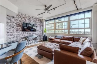 Photo #2: 21182874 Listing 