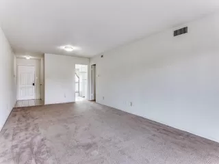 Photo #2: 21184009 Listing 