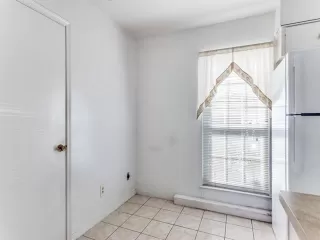 Photo #4: 21184009 Listing 