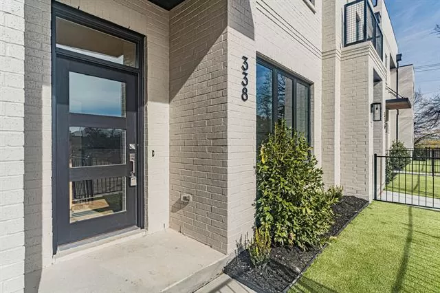 MLS: 21184095 Condo For Sale