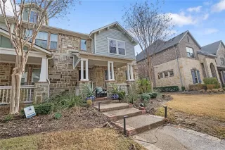 Photo #2: 21184252 Listing 