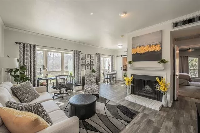 MLS: 21184532 Condo For Sale