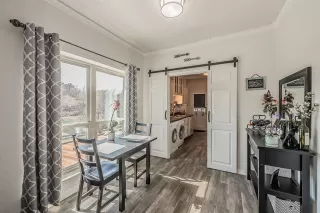 Photo #5: 21184532 Listing 