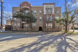 Photo #3: 21184822 Listing