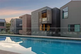 More Details about MLS # 21186312 : 1221 DOROTHY LANE #5