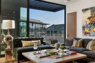 Photo #2: 21186312 Listing