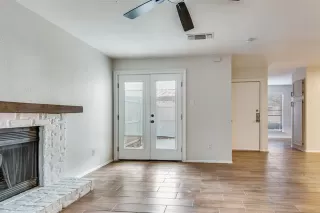 Photo #3: 21186413 Listing