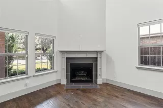 Photo #5: 21186673 Listing