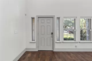 Photo #6: 21186673 Listing