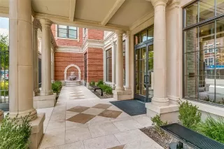 Photo #3: 21188219 Listing