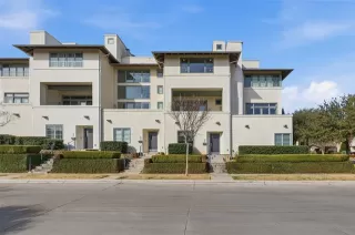 Photo #2: 21188658 Listing 