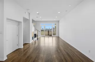 Photo #6: 21188658 Listing 