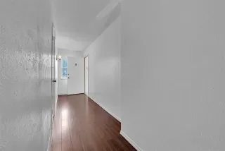 Photo #5: 21193564 Listing 