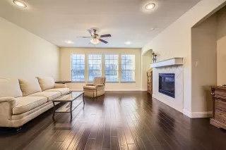 Photo #4: 21194176 Listing 