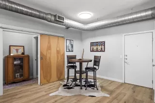 Photo #5: 21194577 Listing 