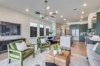 Photo #2: 21196482 Listing