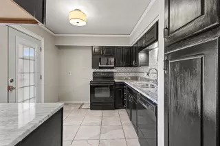 Photo #2: 21197229 Listing 