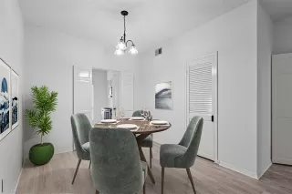 Photo #6: 21197867 Listing