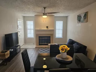 Photo #2: 21199074 Listing 