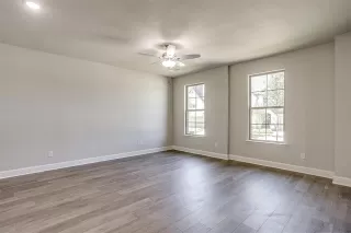 Photo #5: 21199463 Listing 