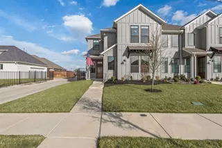 Photo #4: 21200307 Listing 