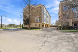 Photo #4: 21201315 Listing 