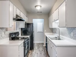 Photo #3: 21201719 Listing 