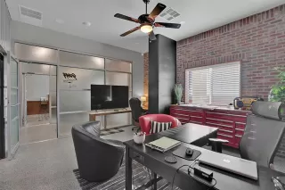 Photo #4: 21204440 Listing 