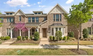 Photo #2: 21207144 Listing